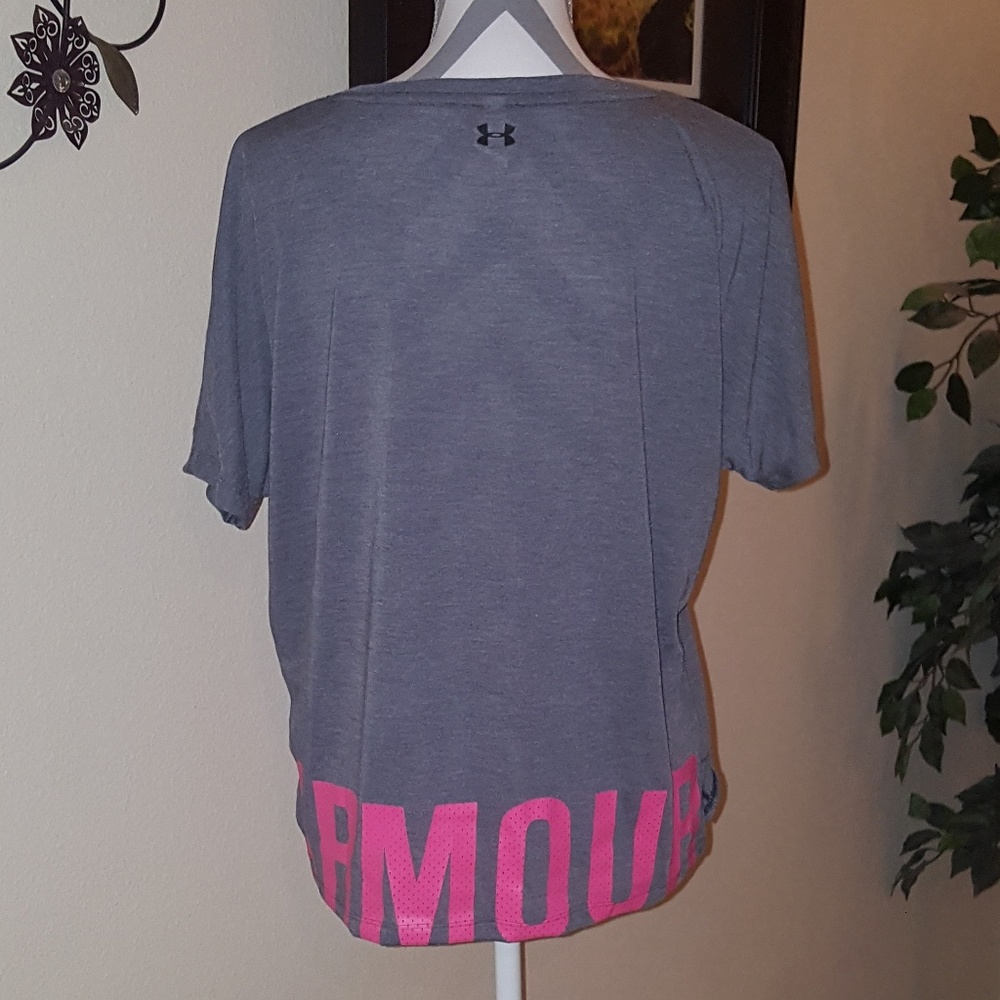 UA Training Top - Picture 4 of 5